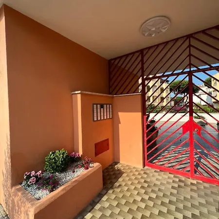 La Casetta Di Chloe Con Piscina Lägenhet Santa Marinella