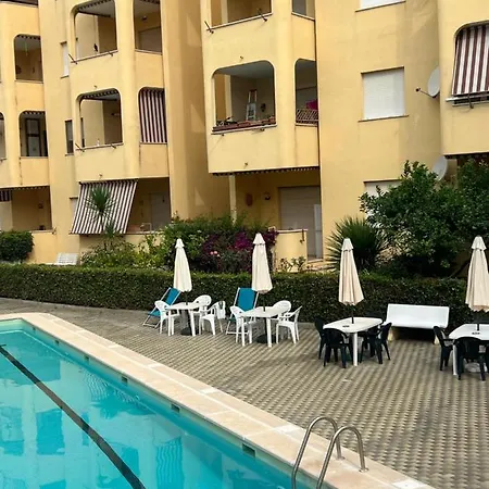 La Casetta Di Chloè Con Piscina Santa Marinella