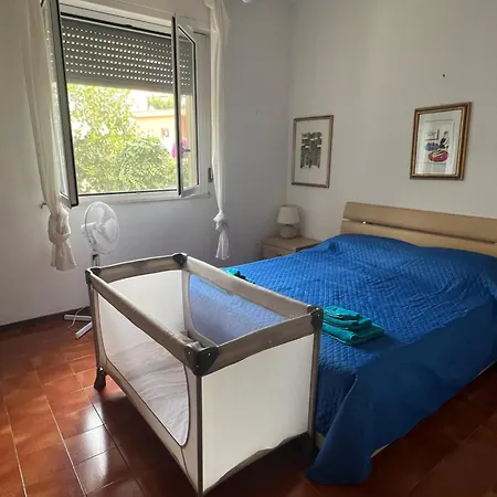 Lägenhet La Casetta Di Chloe Con Piscina *